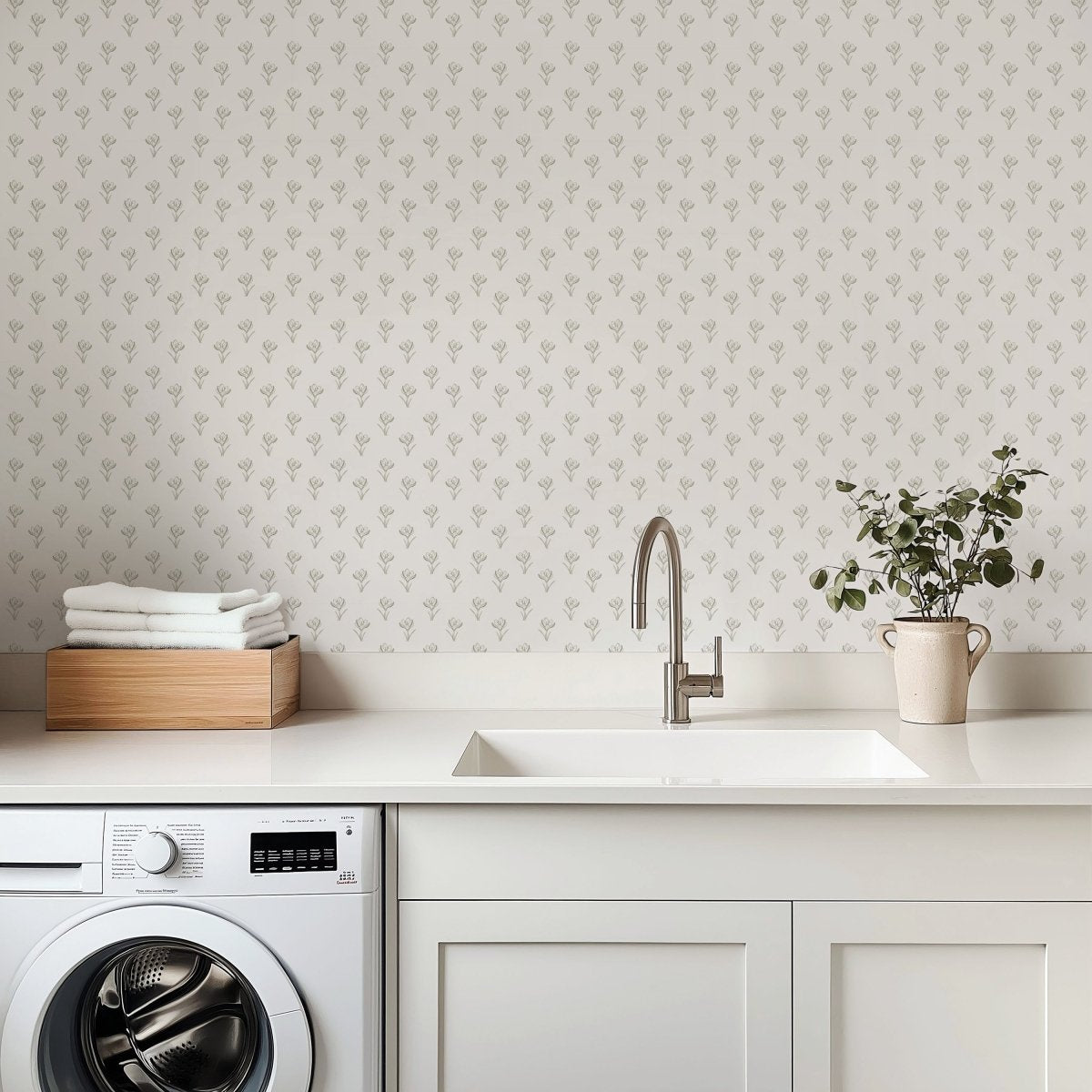 Loomwell Home Goods Anita Wallpaper by Studio Stephie