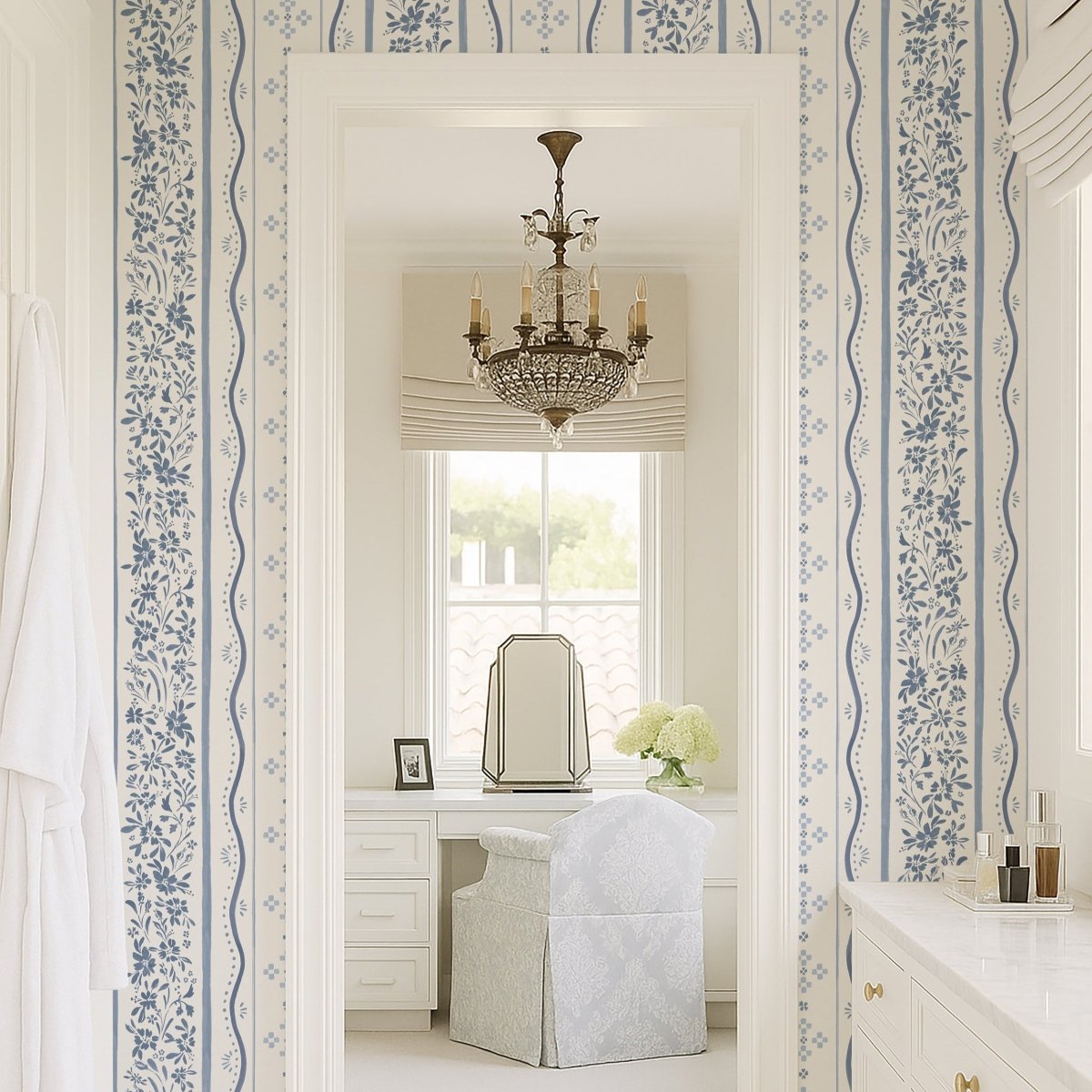 Loomwell Home Goods Este Wallpaper by Hufton Studio