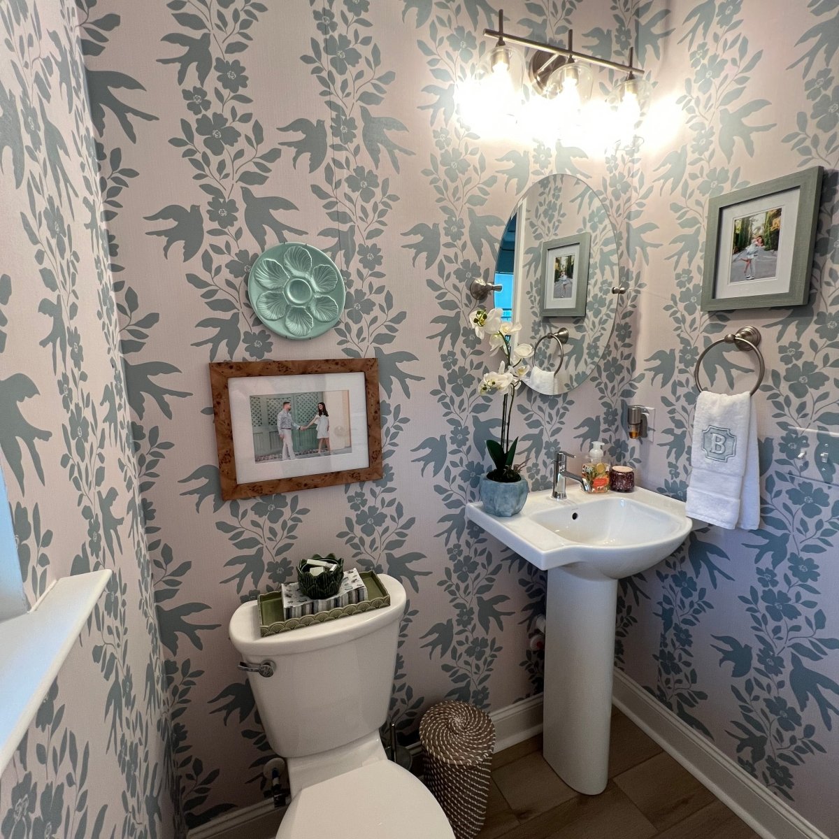 Loomwell Home Goods Noelle Wallpaper by Gabriela Dachin