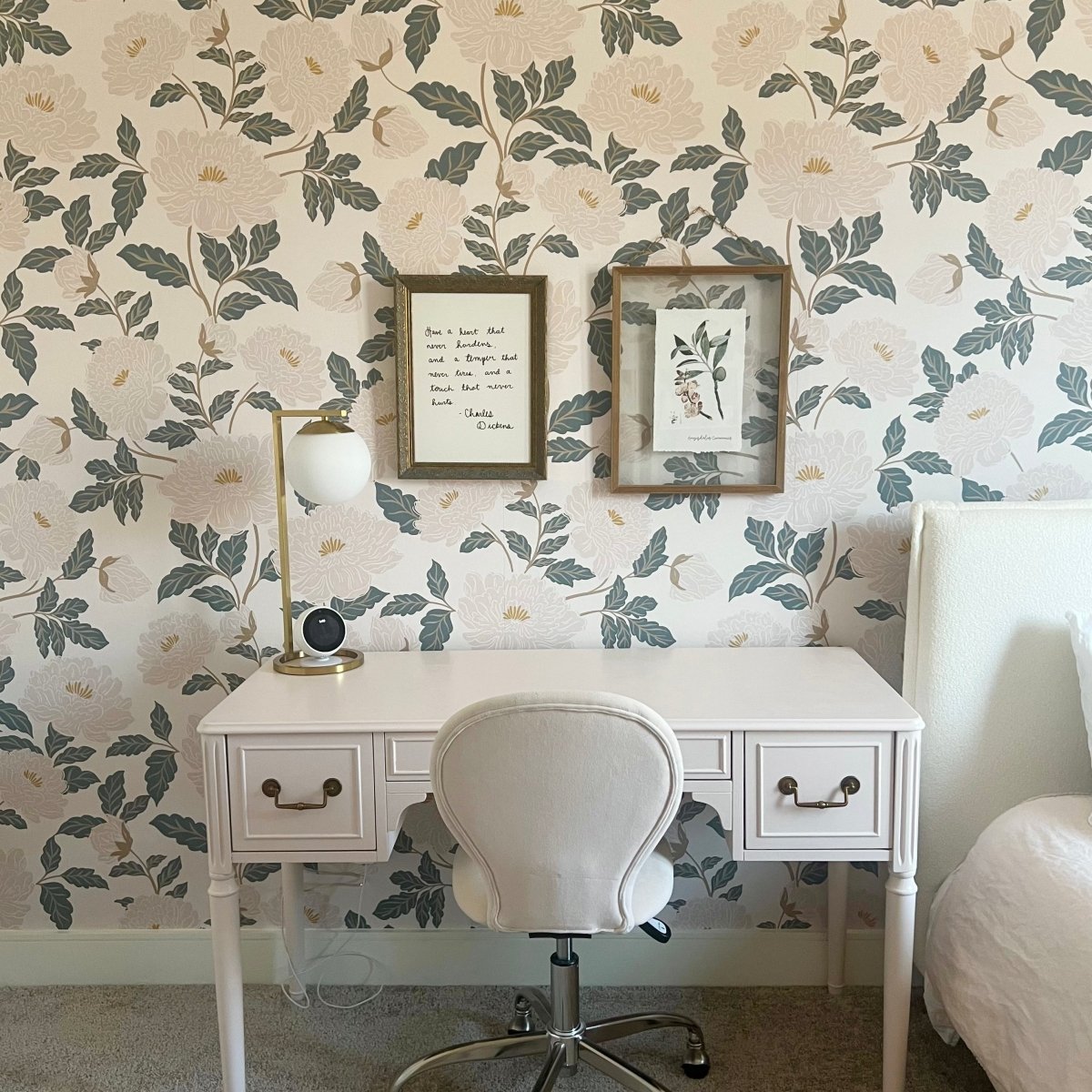 Loomwell Home Goods Riley Wallpaper by Gabriela Dachin