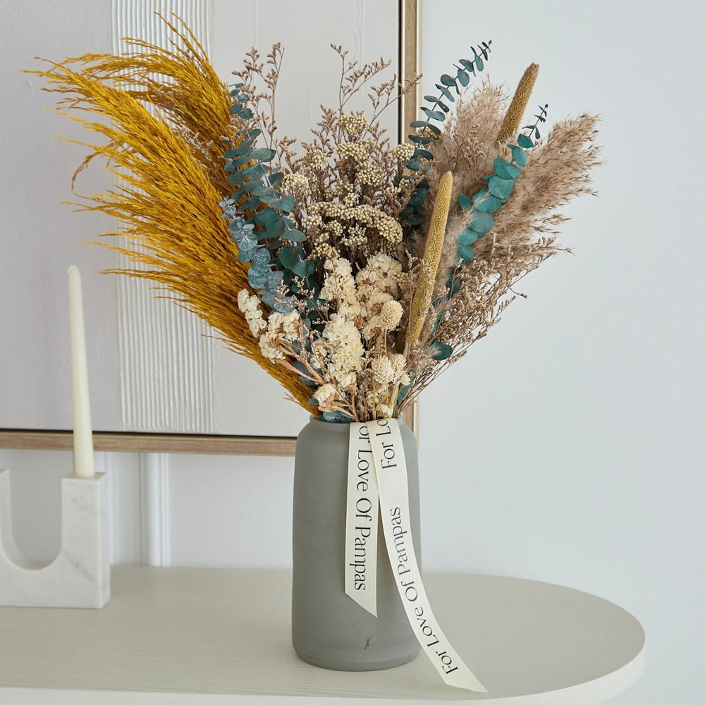 For Love Of Pampas Ludwig Dried Bouquet - lily & onyx