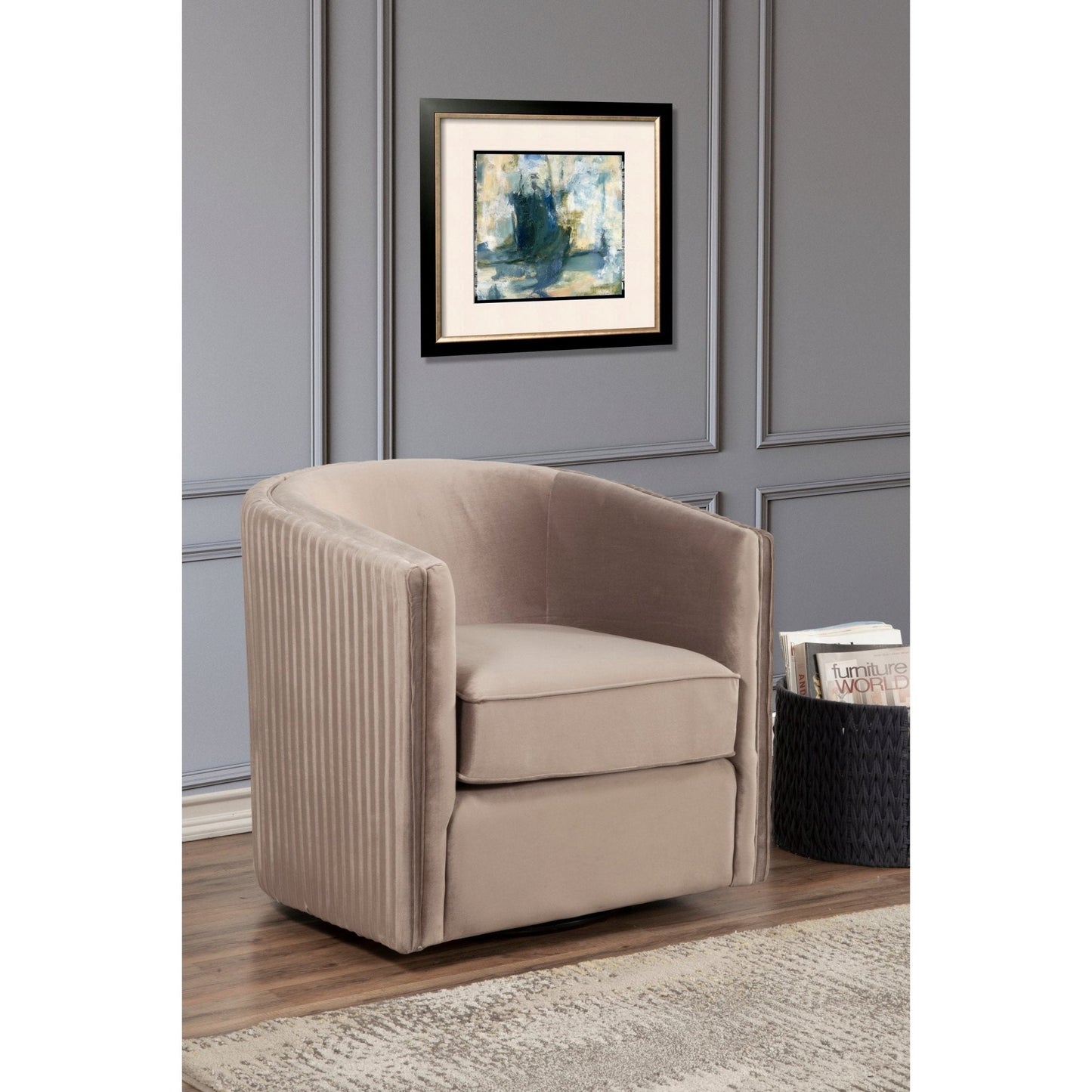 Maison Swivel Chair, Light Gray