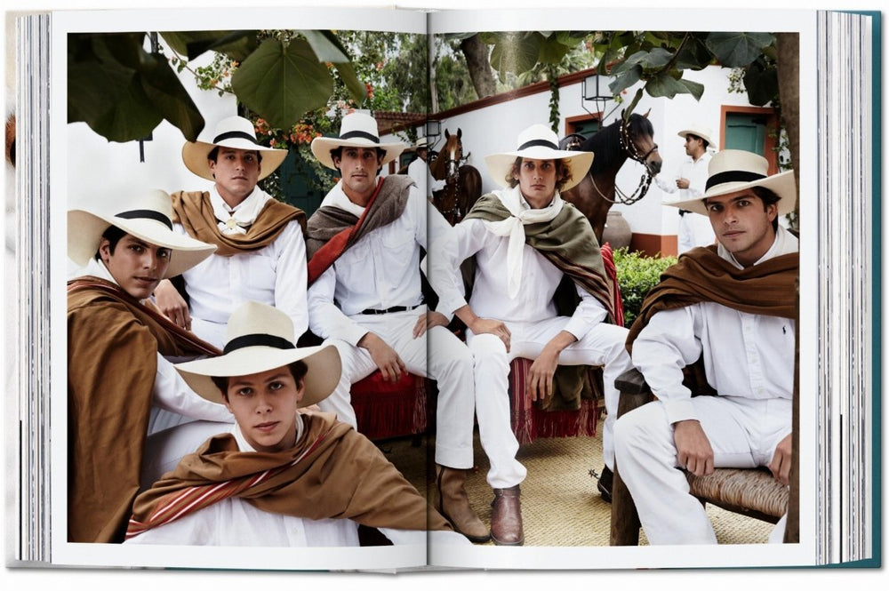 
                      
                        TASCHEN Mario Testino. SIR. 40th Ed. (German, French, English)
                      
                    