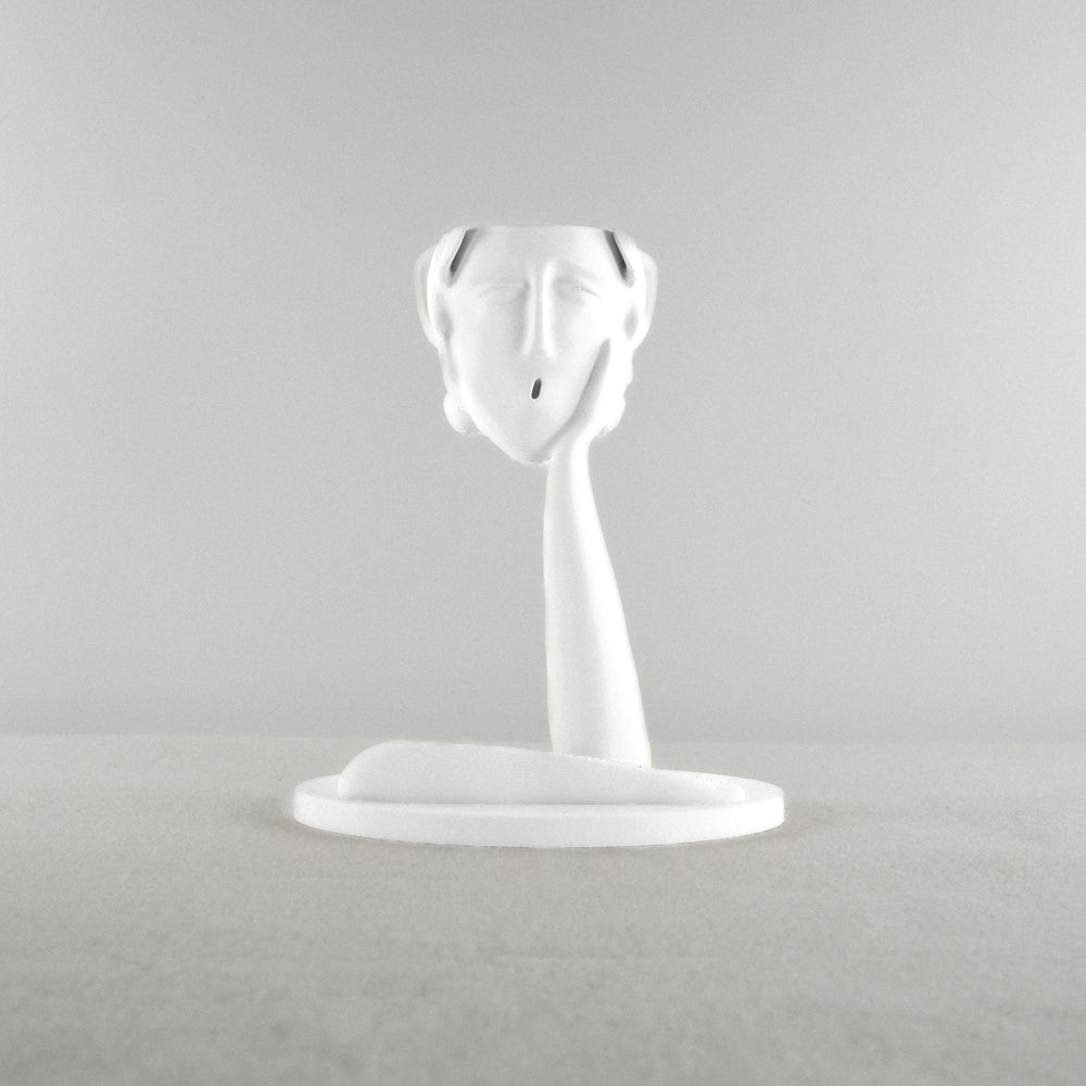 
                      
                        Medusa Air Head Planter
                      
                    