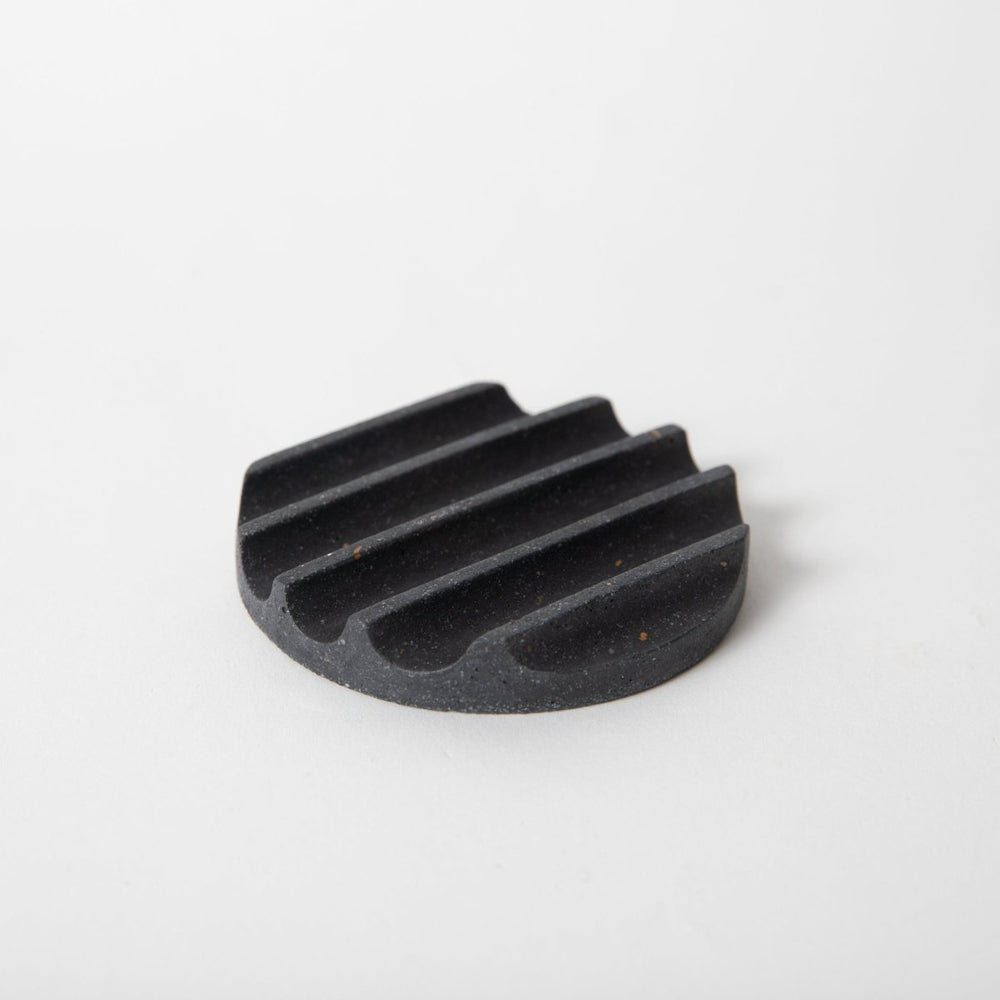 Pretti.Cool Mini Soap Dish | Black Terrazzo - lily & onyx