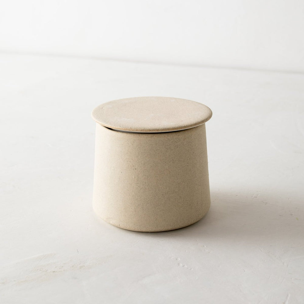 
                      
                        CONVIVIAL Minimal Butter Keeper | Raw Stoneware - lily & onyx
                      
                    