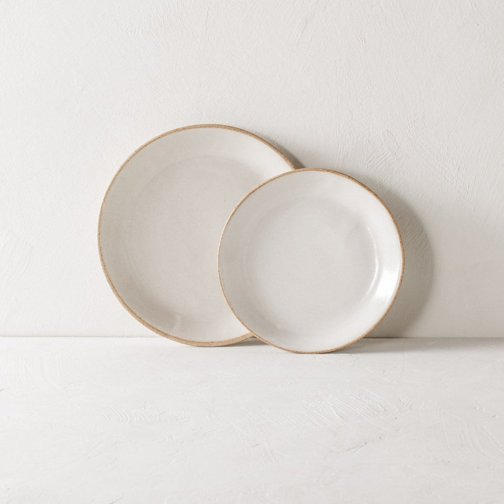 
                      
                        CONVIVIAL Minimal Dinner Plate | Stoneware - lily & onyx
                      
                    