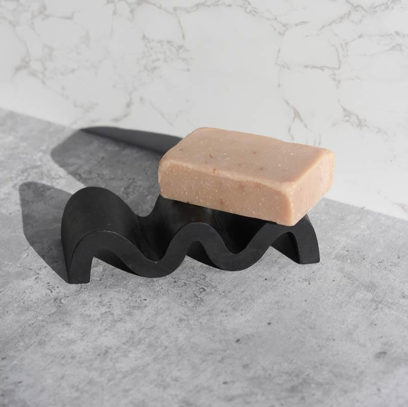 esselleSF Minimal Wavy Soap Dish - lily & onyx