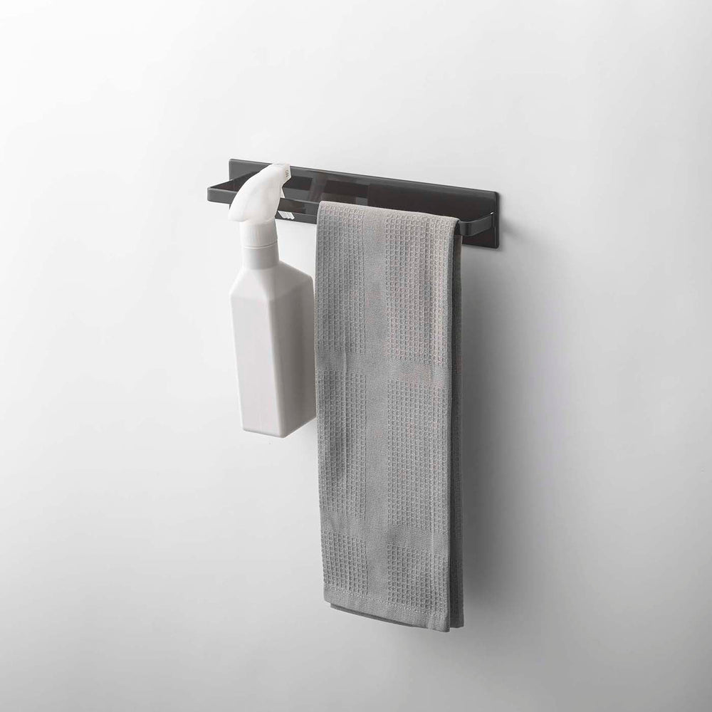 
                      
                        Magnetic Kitchen Towel Hanger - Steel
                      
                    