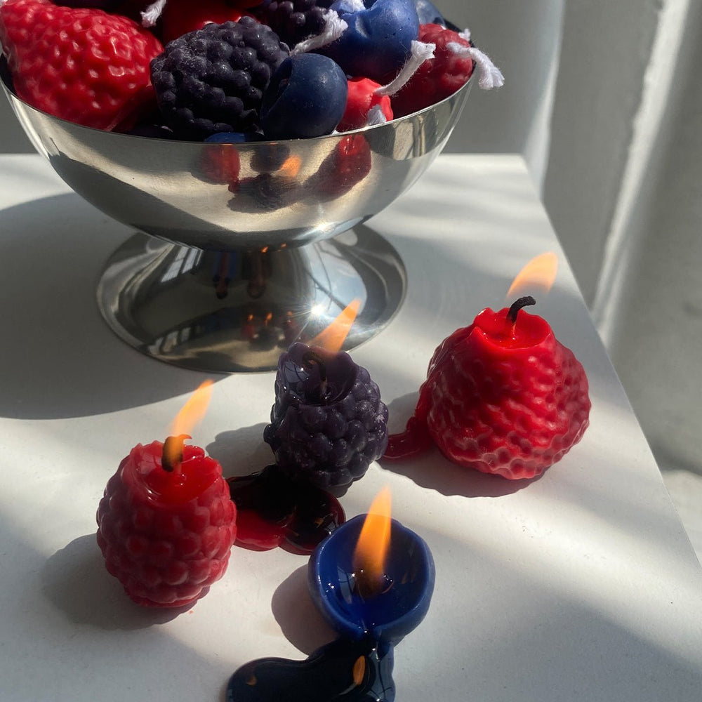 
                      
                        Scandles Mixed Berry Candles - 16 Pack - lily & onyx
                      
                    