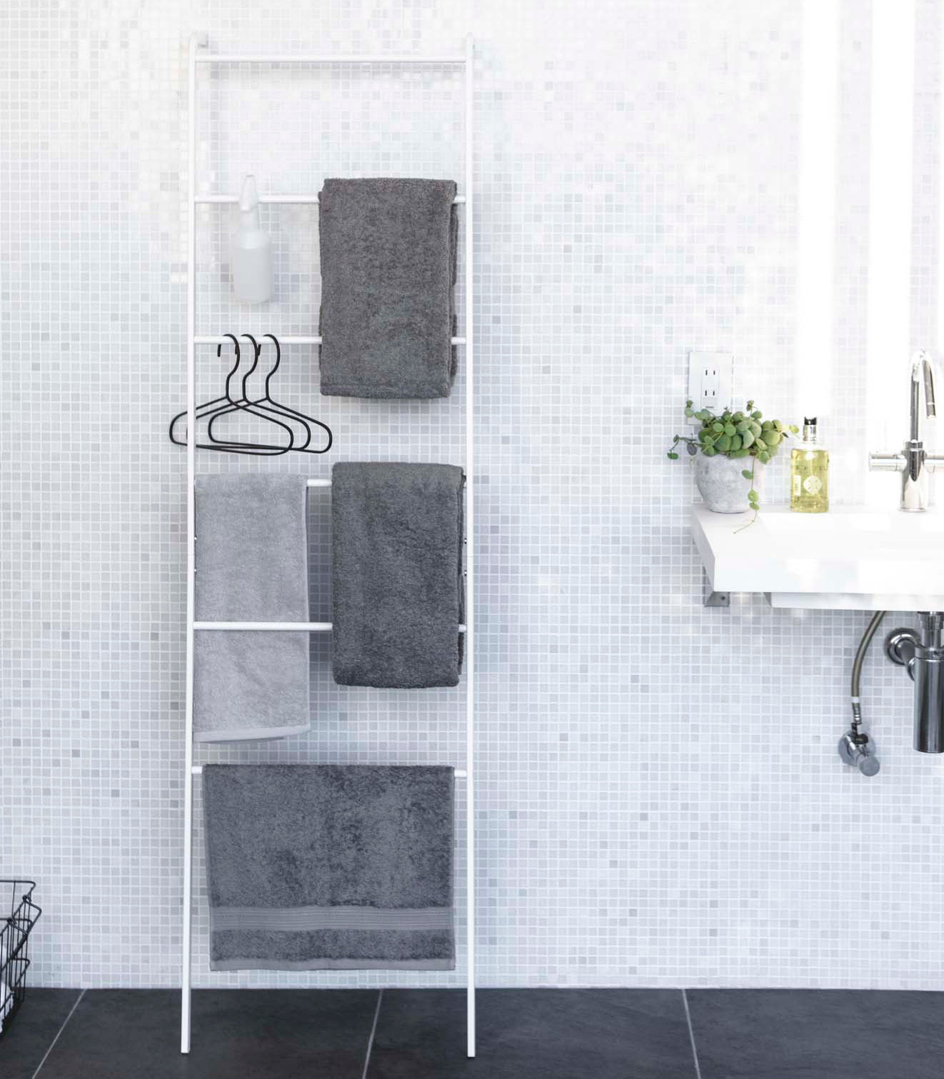 Leaning Steel Storage Ladder, 63" H