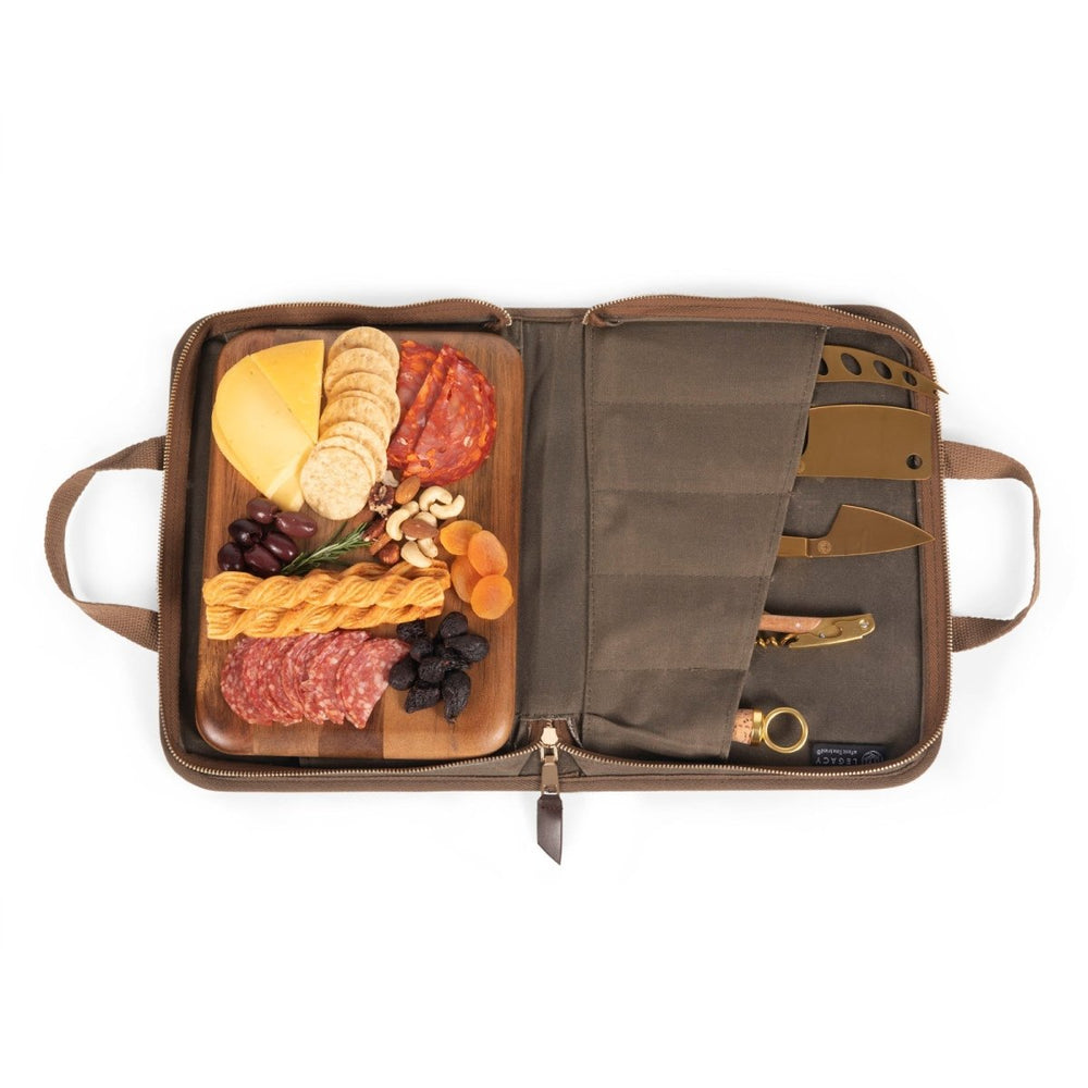 
                      
                        Picnic Time Family of Brands Monterey Travel Cheese Knife Set - lily & onyx
                      
                    