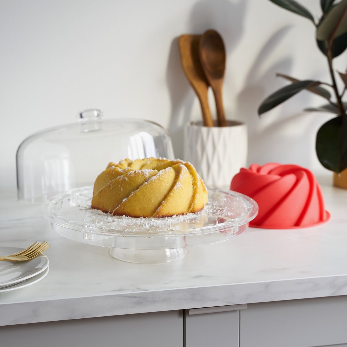 Twine Living Multi - Functional Acrylic Server with Bundt Cake Mold - lily & onyx