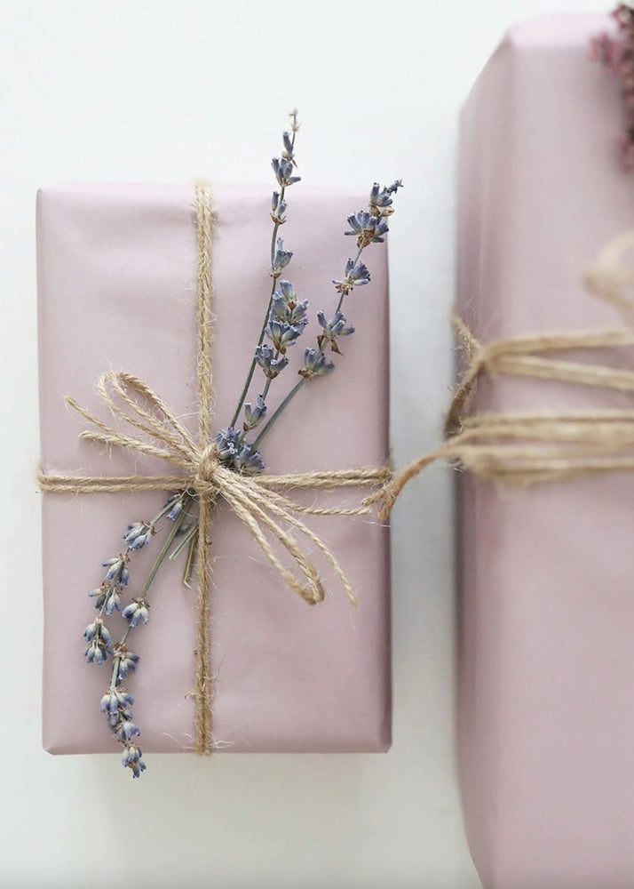 
                      
                        Afloral Natural Fragrant Dried Lavender Bundle, 6 - 14" - lily & onyx
                      
                    