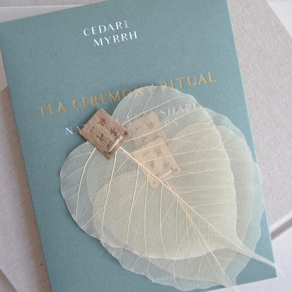 
                      
                        CEDAR AND MYRRH Natural Leaf Shape Tea Strainers - lily & onyx
                      
                    