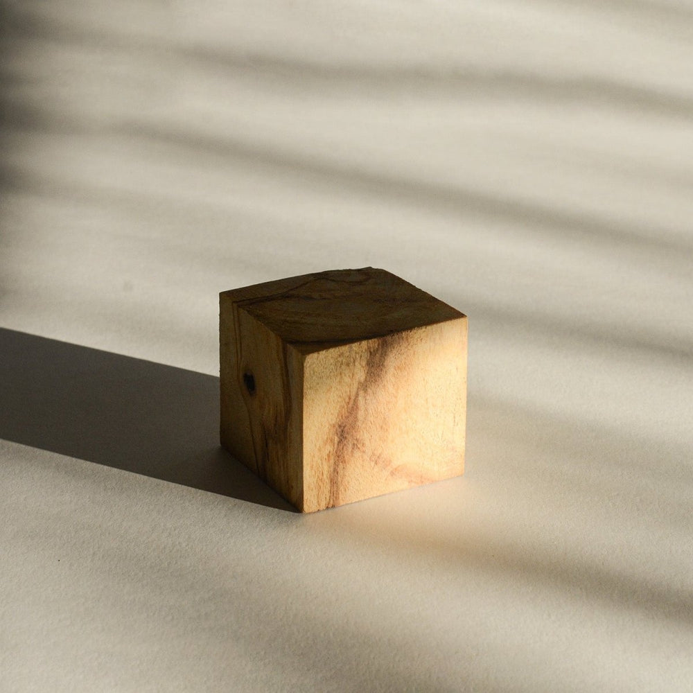 
                      
                        CEDAR AND MYRRH Natural Palo Santo Wood Diffuser & 10ml Essential Oil - lily & onyx
                      
                    