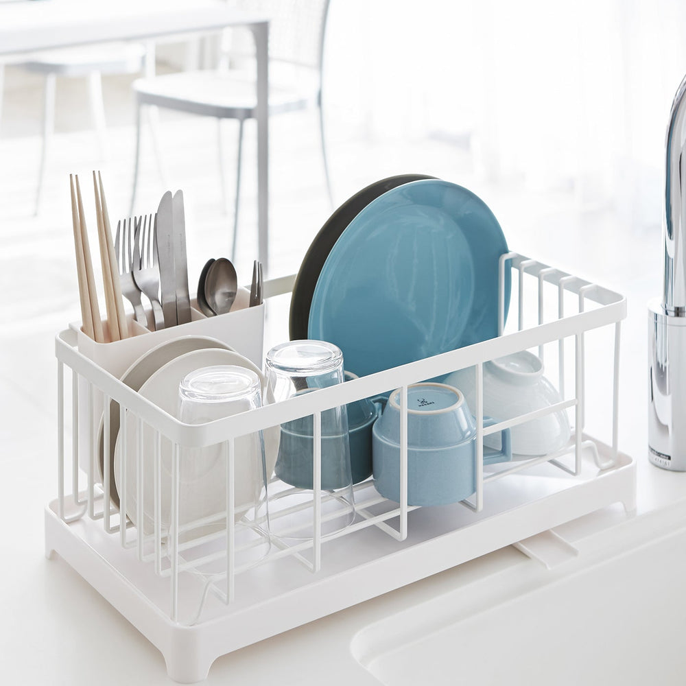 
                      
                        Steel Wire Dish Rack
                      
                    