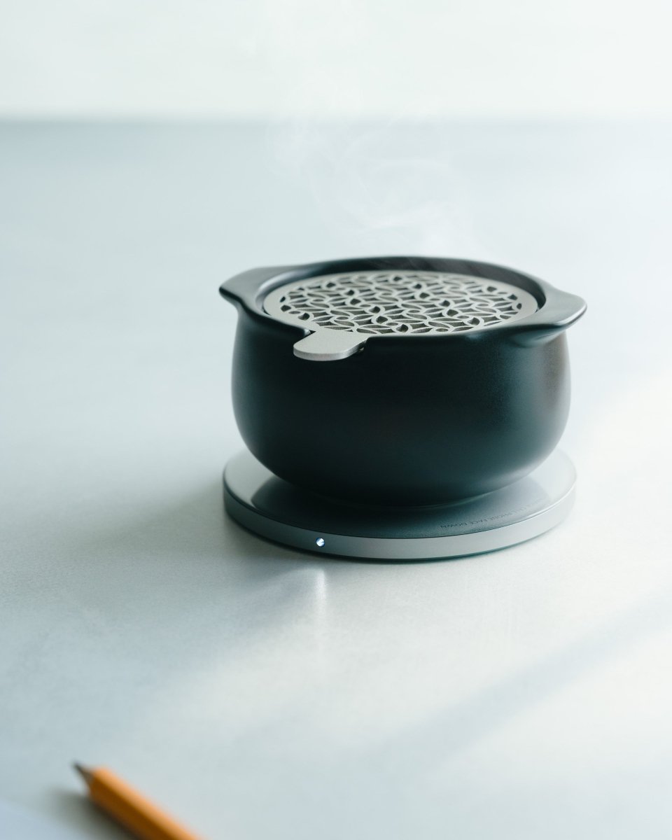 OHOM Jun Self-Heating Ceramic Aromatherapy Diffuser & Wireless Charger Set - Inkstone Black