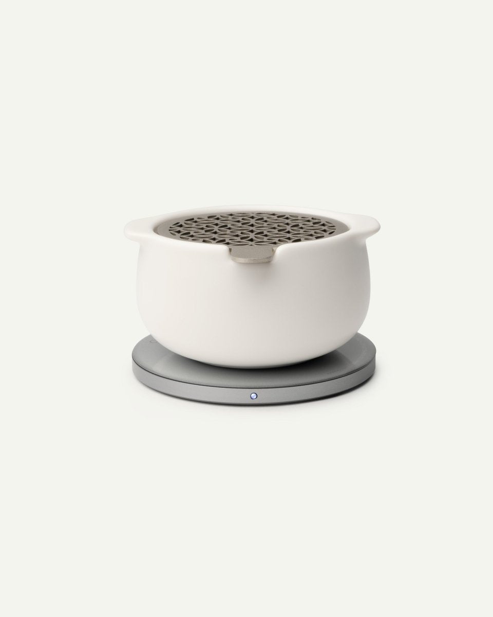 OHOM Jun Self-Heating Ceramic Aromatherapy Diffuser & Wireless Charger Set - Jasmine White
