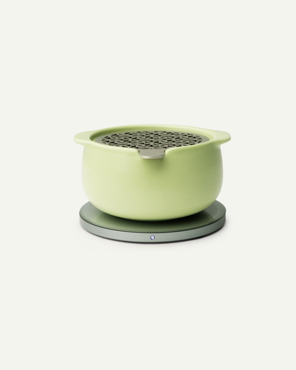 OHOM Jun Self-Heating Ceramic Aromatherapy Diffuser & Wireless Charger Set - Verde Green