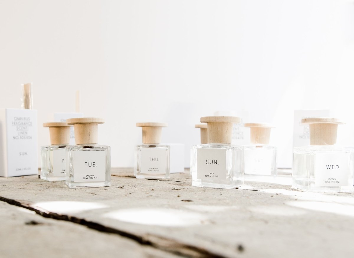 puebco Omnibus Fragrance - lily & onyx
