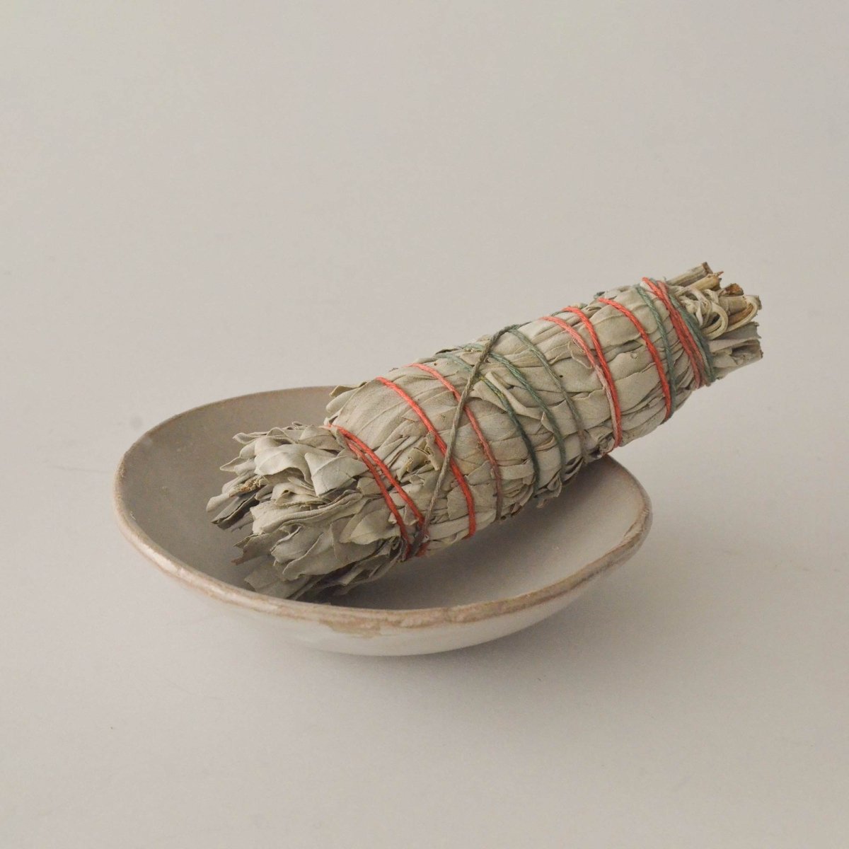 CEDAR AND MYRRH Organic White Sage Smudge Stick - Medium - lily & onyx