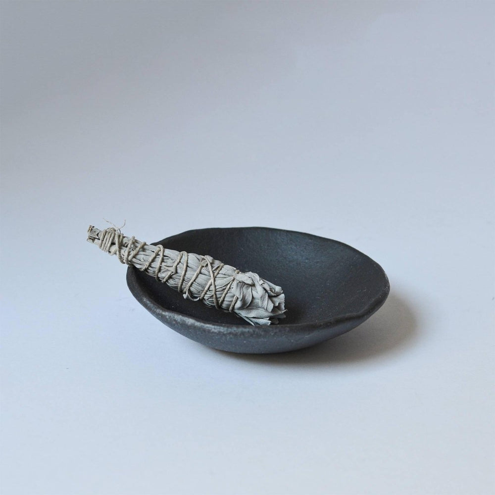 CEDAR AND MYRRH Organic White Sage Smudge Stick - Mini - lily & onyx