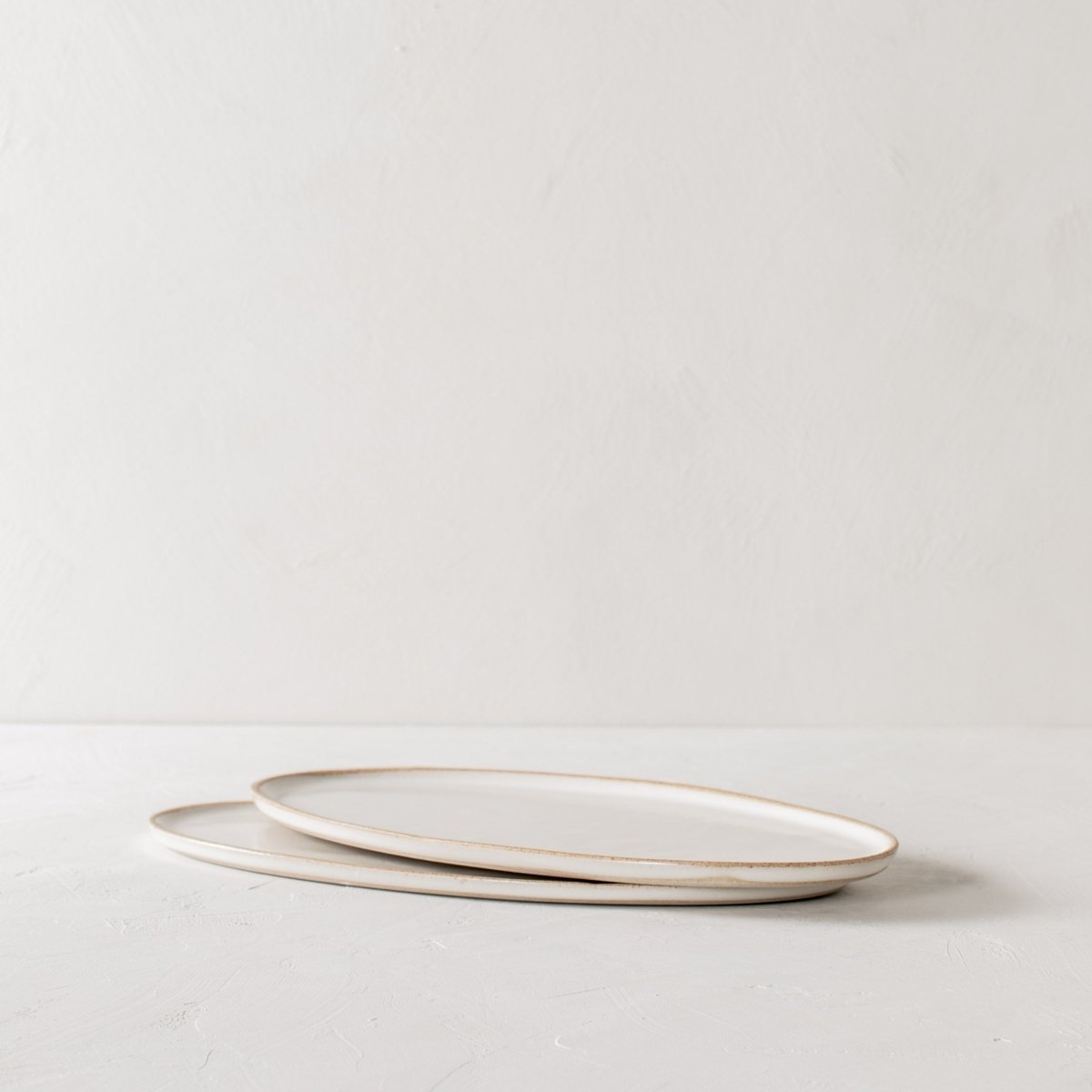 CONVIVIAL Oval Stoneware Serving Tray - lily & onyx