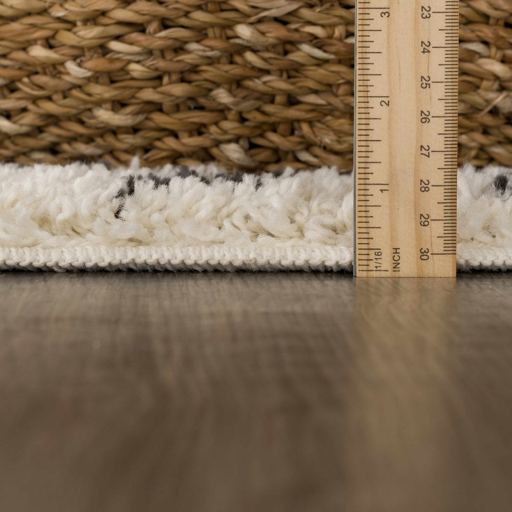 
                      
                        Hauteloom Pahala Area Rug - lily & onyx
                      
                    