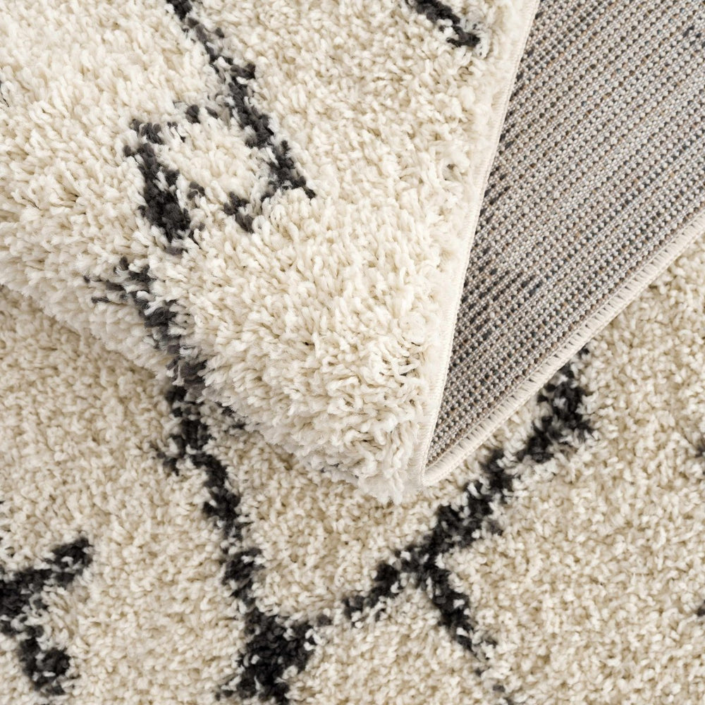 
                      
                        Hauteloom Pahala Area Rug - lily & onyx
                      
                    