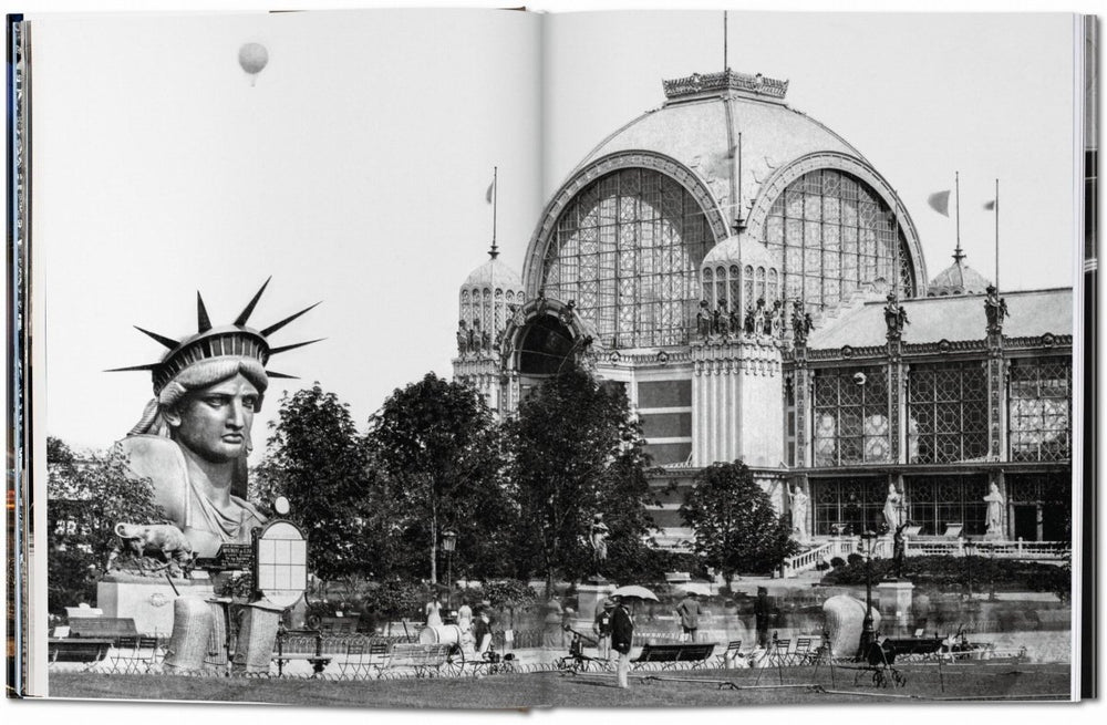
                      
                        TASCHEN Paris. Portrait of a City (German, French, English)
                      
                    