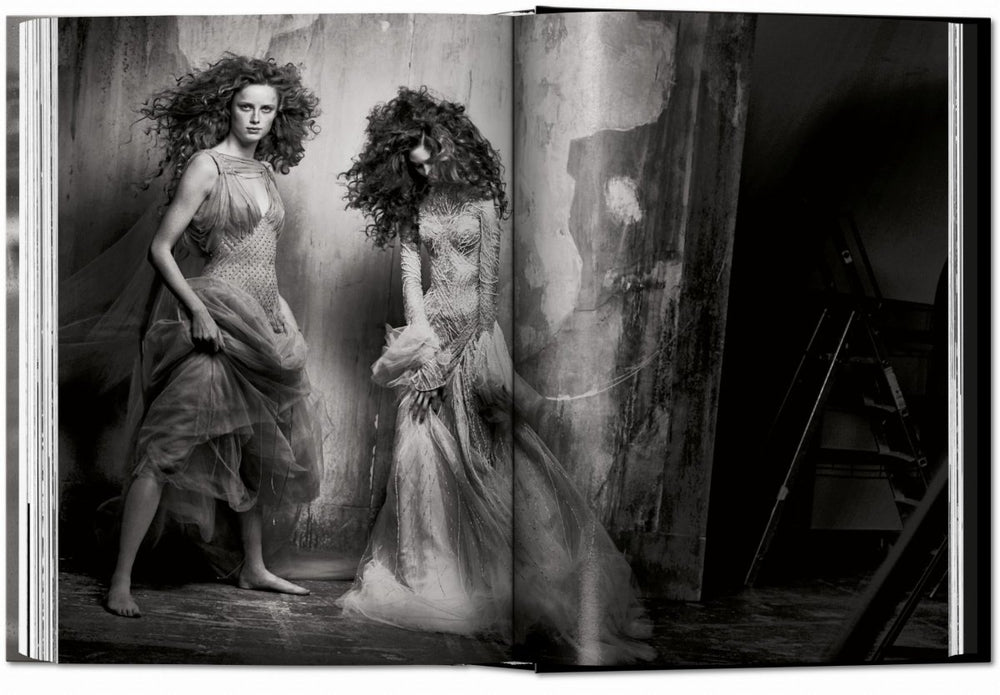 
                      
                        TASCHEN Peter Lindbergh. On Fashion Photography. 40th Ed. (German, French, English)
                      
                    