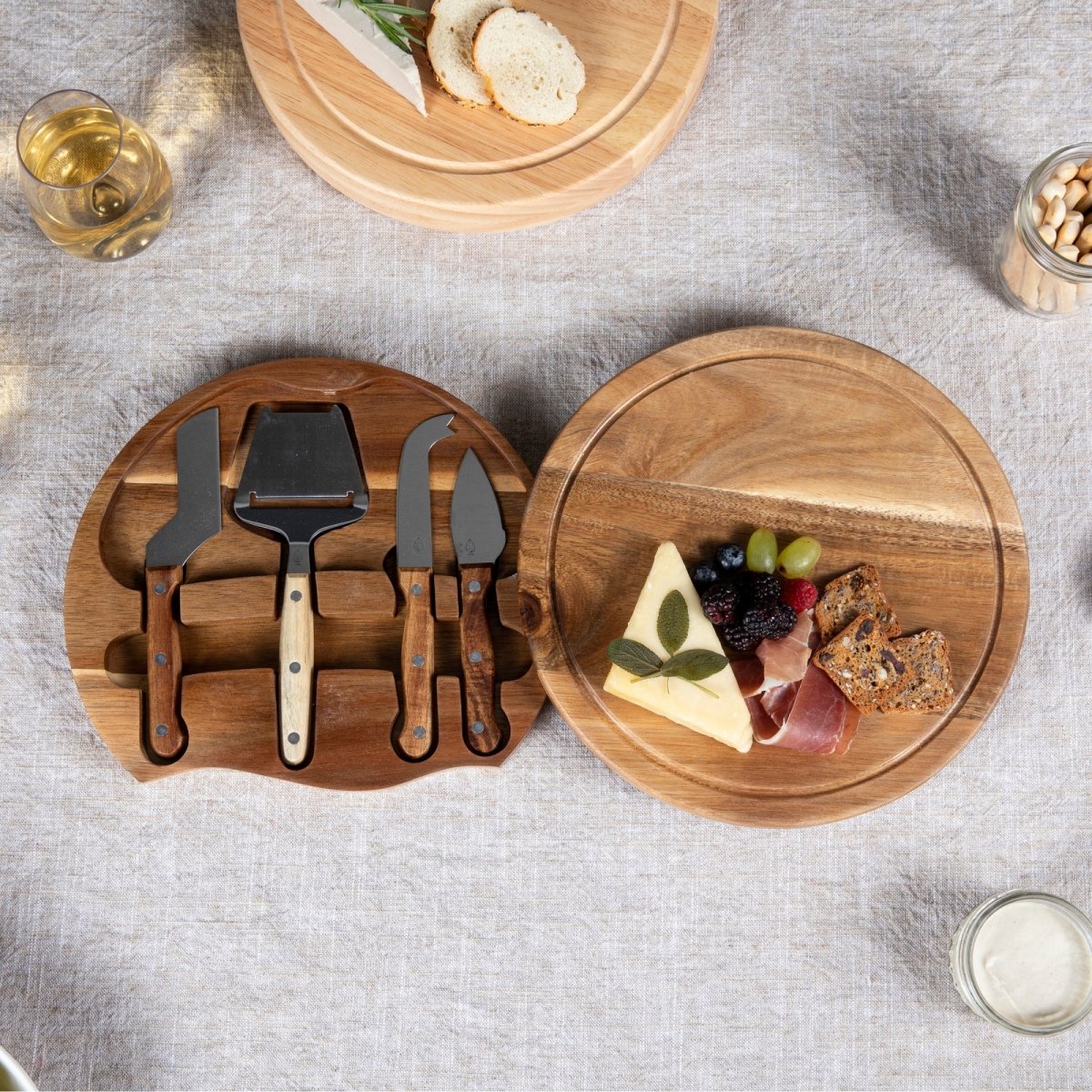 Picnic Time Family of Brands Acacia Circo Cheese Cutting Board & Tools Set