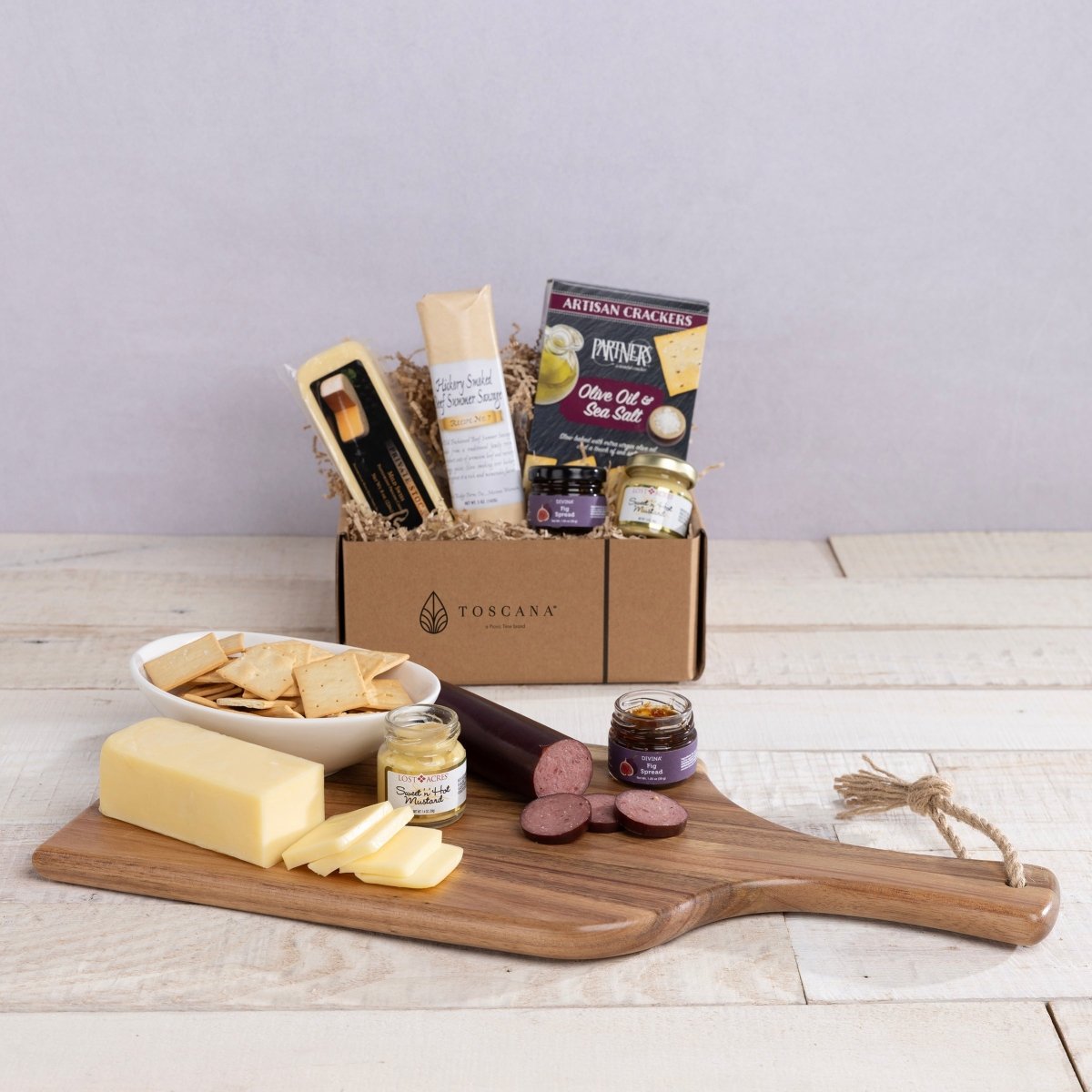 Picnic Time Family of Brands Artisan 18" Charcuterie Board with Gourmet Gift Pack