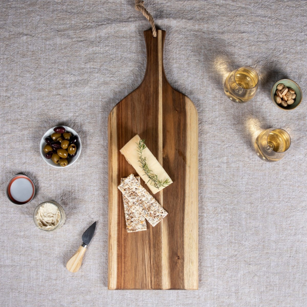 Picnic Time Family of Brands Artisan Acacia Charcuterie Board, 24"