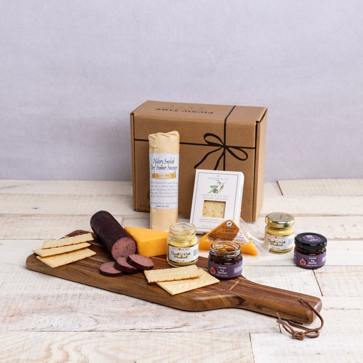 Picnic Time Family of Brands Botella Cheese Board with Gourmet Gift Pack