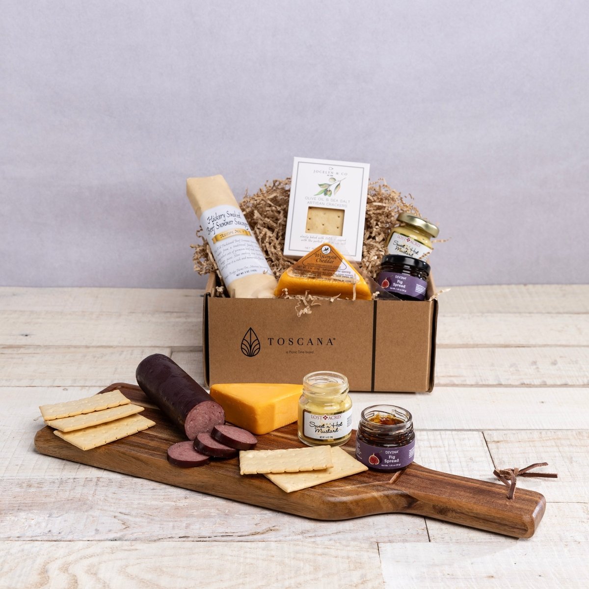 Picnic Time Family of Brands Botella Cheese Board with Gourmet Gift Pack