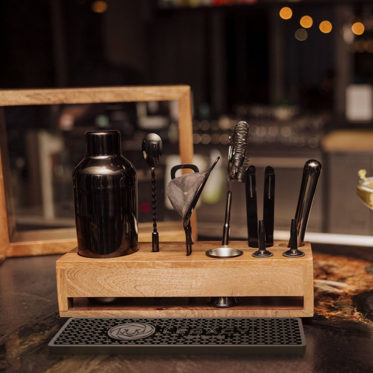 Picnic Time Family of Brands Old Fashioned Bar Set