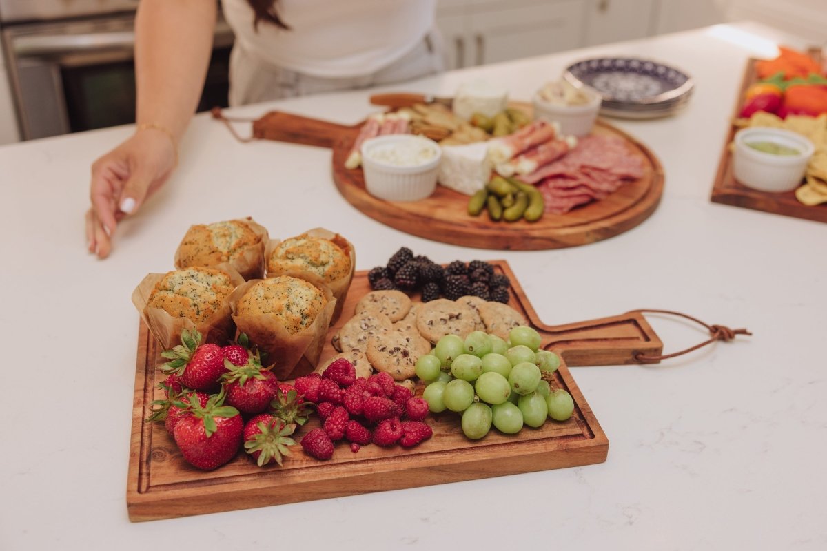 Picnic Time Family of Brands Tagliere Acacia Wood Rectangular Charcuterie & Cutting Board
