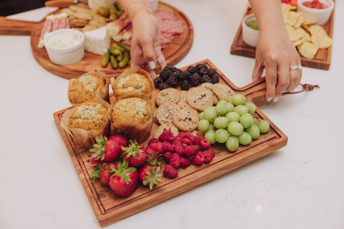 Picnic Time Family of Brands Tagliere Acacia Wood Rectangular Charcuterie & Cutting Board