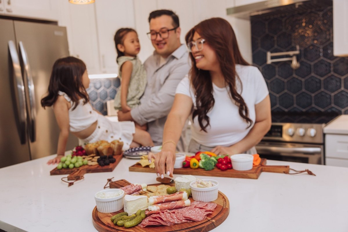 Picnic Time Family of Brands Tagliere Acacia Wood Round Charcuterie & Serving Board