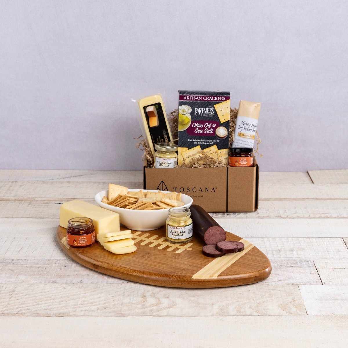 Picnic Time Family of Brands Touchdown! Cutting Board with Gourmet Gift Pack