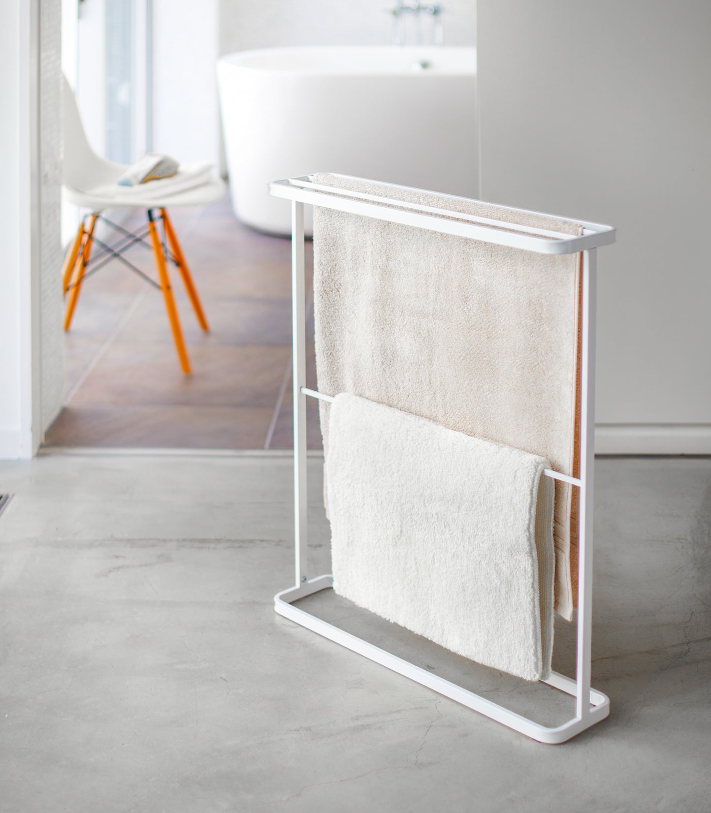 Bath Towel Steel Hanger, 30" H