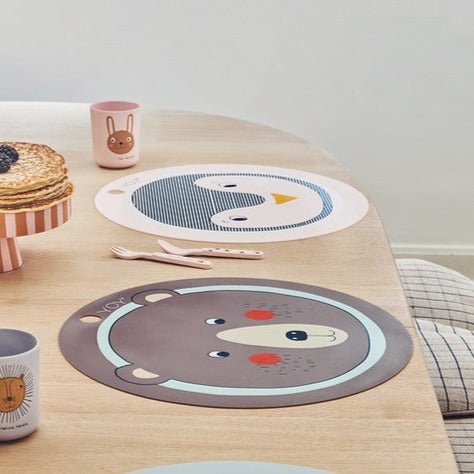 oyoy.us Placemat Penguin - Rose - lily & onyx