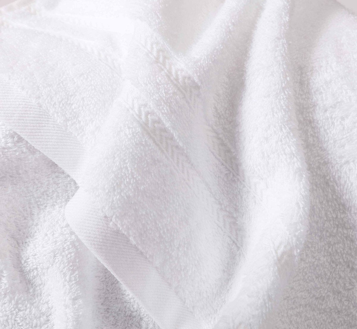 Sunday Citizen Plush Towel Set - lily & onyx