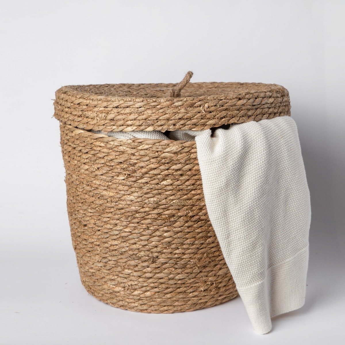 Porto Boutique Round Seagrass Basket with Lid