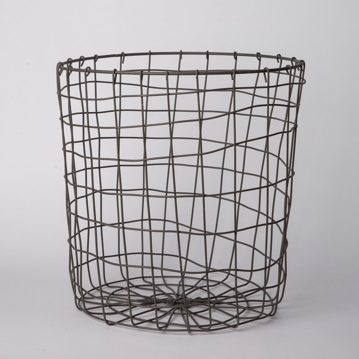 Porto Boutique Round Woven Iron Storage Basket