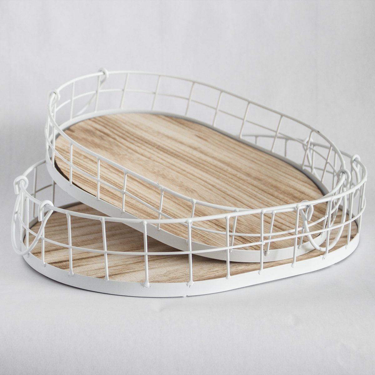 Porto Boutique White Oval Metal & Wood Serving Tray - Farmhouse Decor