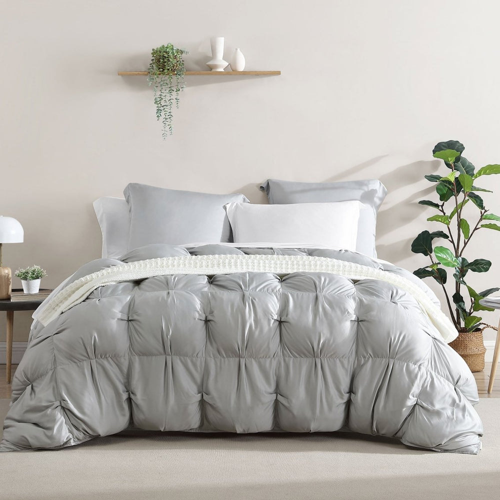 
                      
                        Sunday Citizen Premium Bamboo Bubble Comforter - lily & onyx
                      
                    