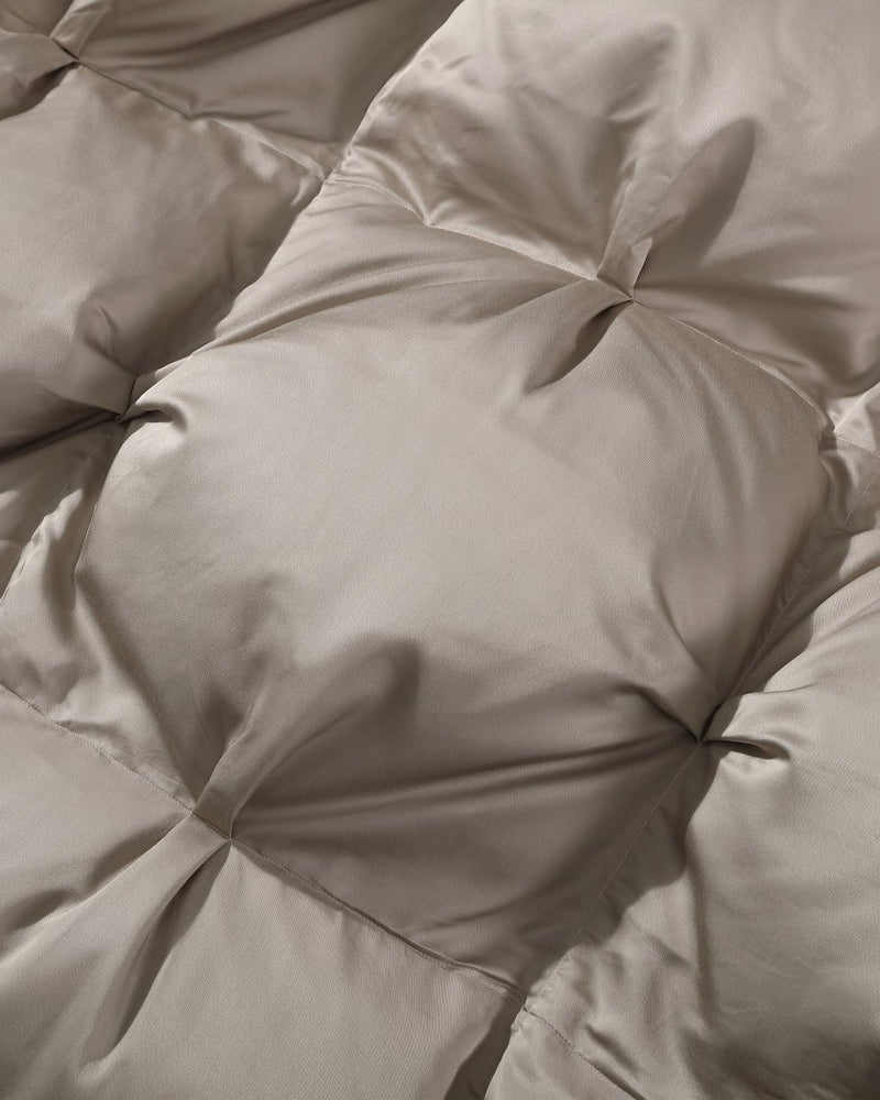 
                      
                        Sunday Citizen Premium Bamboo Bubble Comforter - lily & onyx
                      
                    